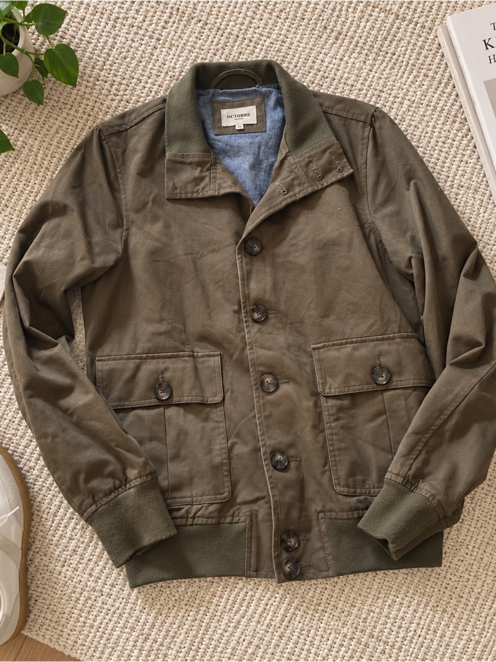 Octobre Éditions Olive Bomber Jacket XS - Unisex Fit